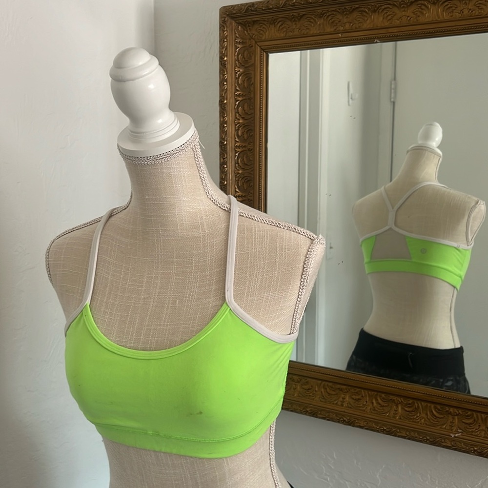 lululemon Flow Y bra - neon green with white straps